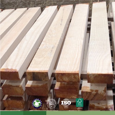 白(bái)蠟木(mù)線條材